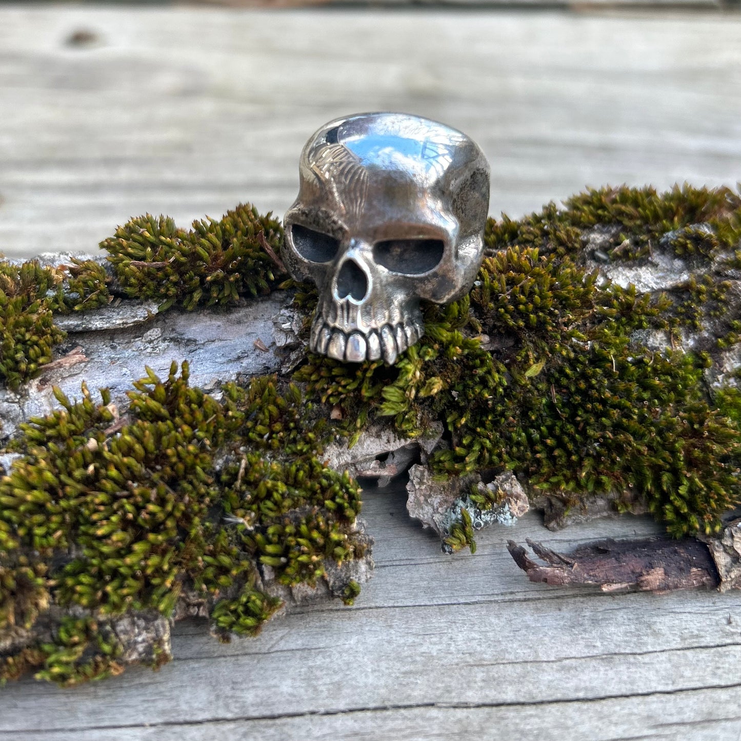 Great Frog Skull Ring