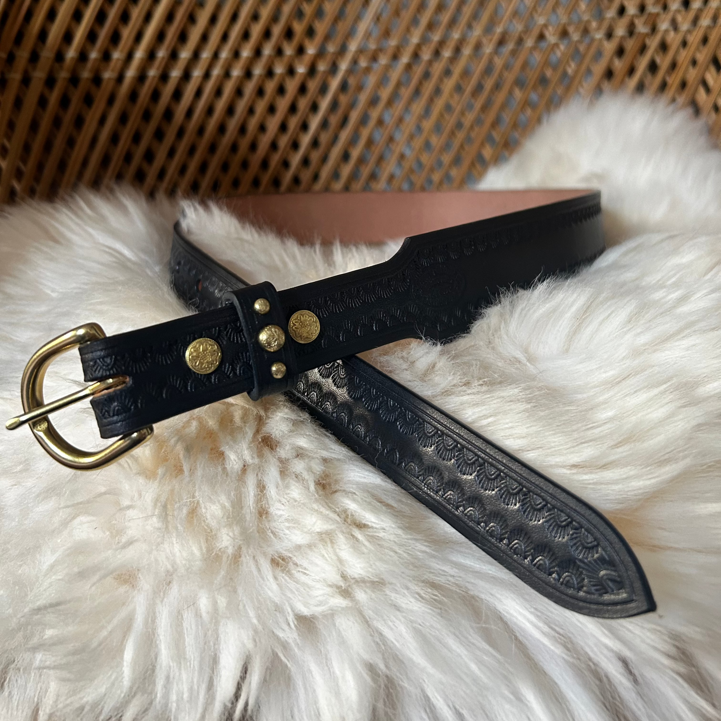 Black Tooled Tapered Belt